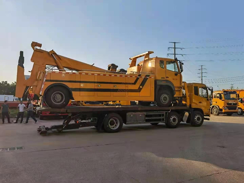 國(guó)六東風(fēng)天錦小三軸一拖二清障車