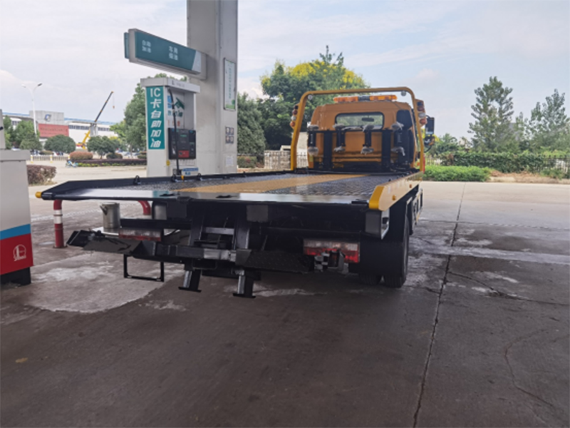江淮高端駿鈴清障車